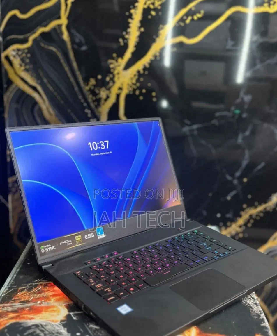 New Laptop Asus ROG Zephyrus G15 16GB Intel Core i7 SSD 1T