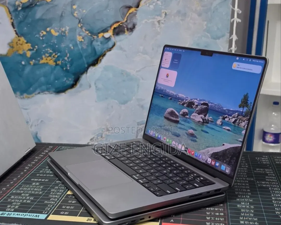 New Laptop Apple MacBook Pro 2021 M1 32GB Apple M1 Pro SSD 1T