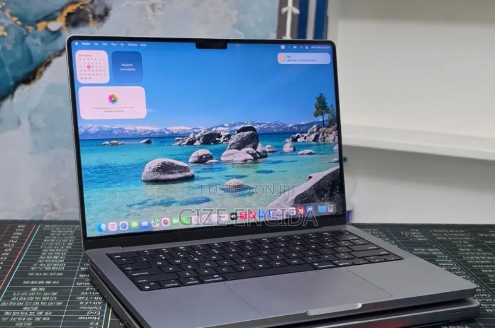 New Laptop Apple MacBook Pro 2021 M1 32GB Apple M1 Pro SSD 1T