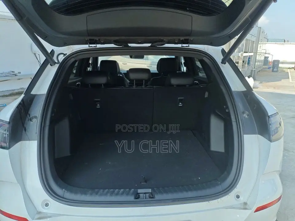 BYD Seal 600km AWD Intelligent Driving 2025 White