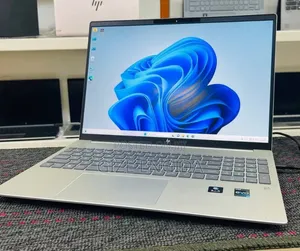New Laptop HP Pavilion 15z 16GB Intel Core i7 SSD 1T