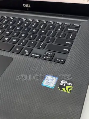 New Laptop Dell XPS 15 16GB Intel Core i7 SSD 512GB
