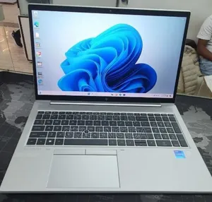 New Laptop HP EliteBook 850 G8 16GB Intel Core i7 SSD 512GB