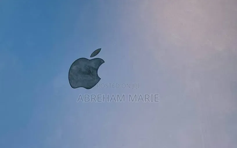 New Laptop Apple MacBook Air 2024 M3 8GB Intel Core i7 SSD 256GB