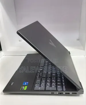 New Laptop HP Victus 16 16GB Intel Core i7 SSD 512GB