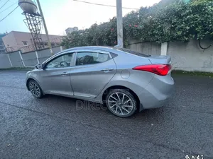 Hyundai Avante 2013 Silver