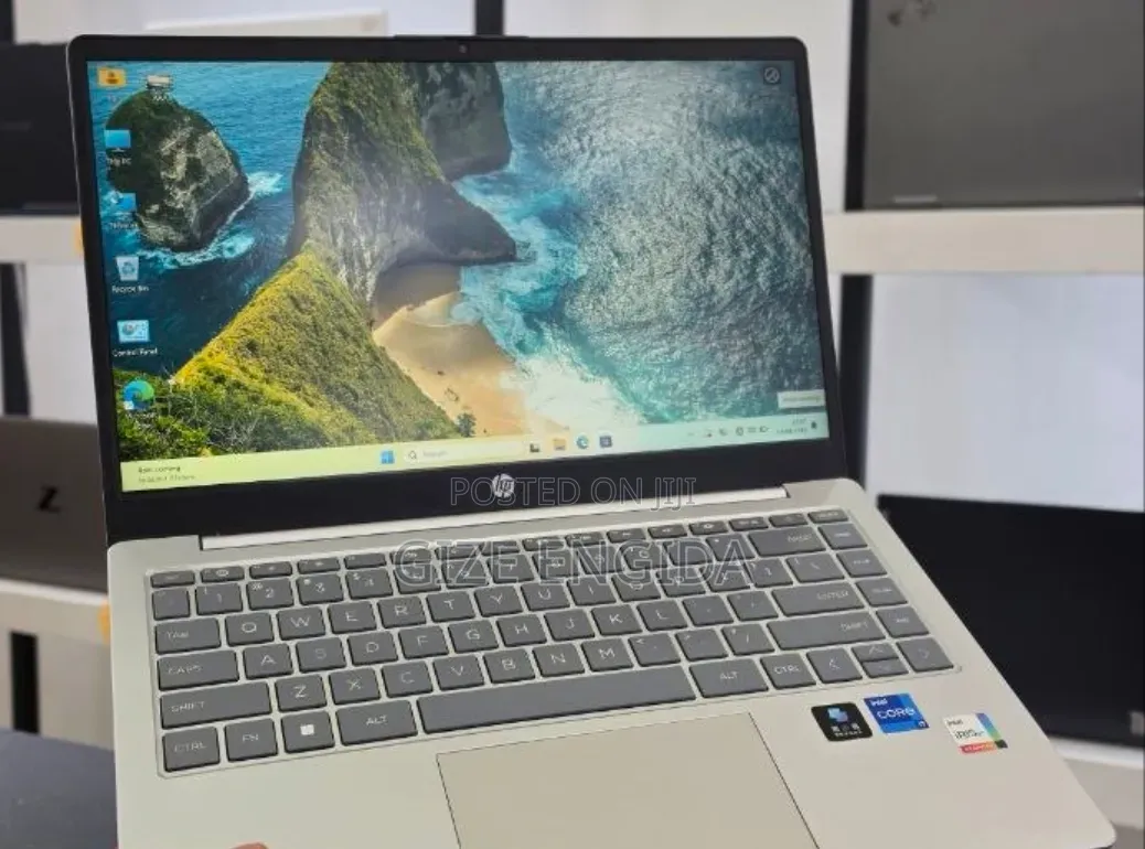 New Laptop HP Stream Notebook 16GB Intel Core i7 SSD 512GB