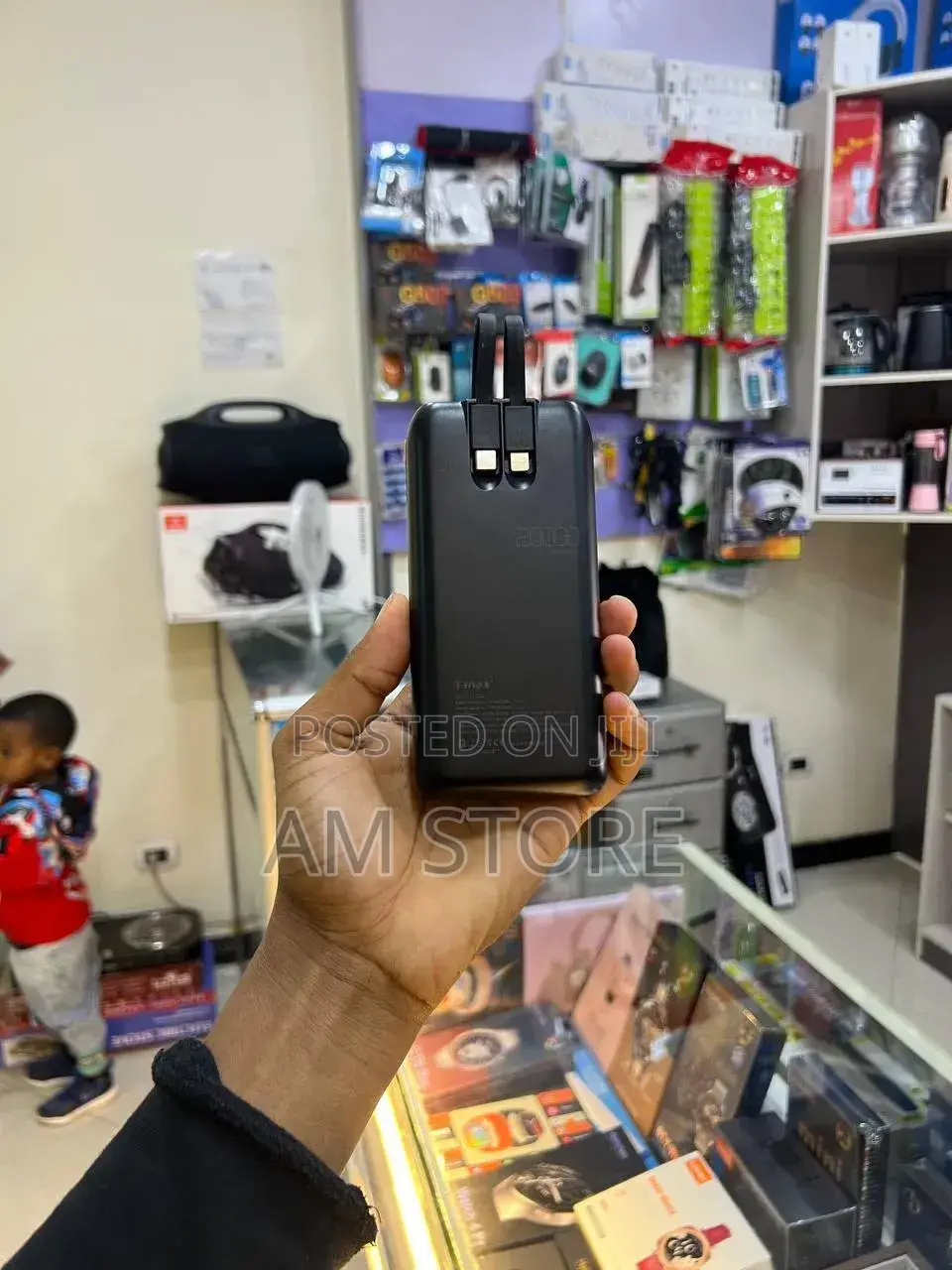 T-Max TPB-21 20000mAh Power Bank (Built-in Cables)