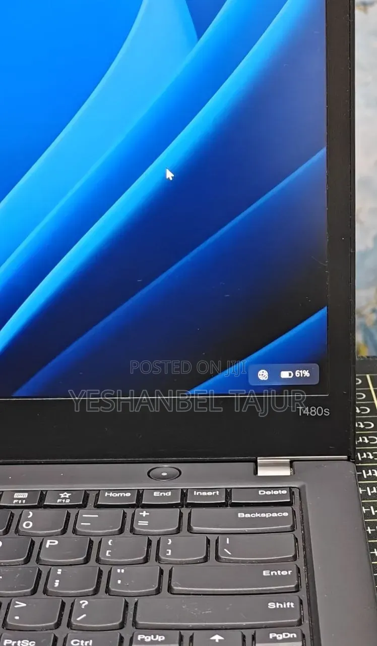 New Laptop Lenovo ThinkPad T480s 8GB Intel Core i7 SSD 256GB