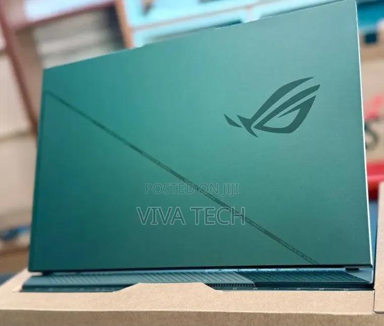 New Laptop Asus ROG Strix G15 16GB Intel Core i7 SSD 1T