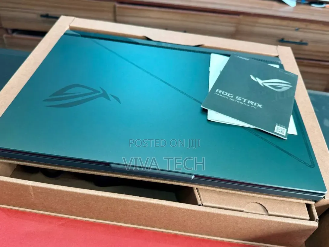 New Laptop Asus ROG Strix G15 16GB Intel Core i7 SSD 1T