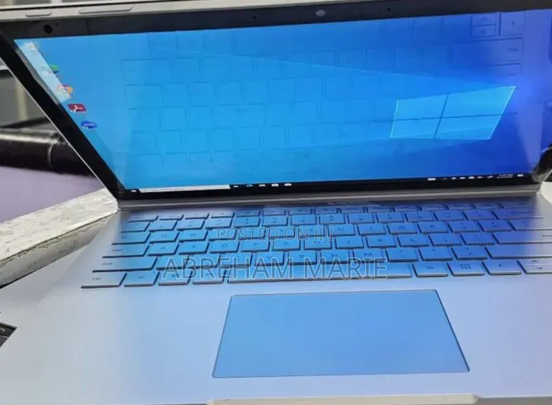 New Laptop Microsoft Surface Book 3 16GB Intel Core i7 SSD 256GB