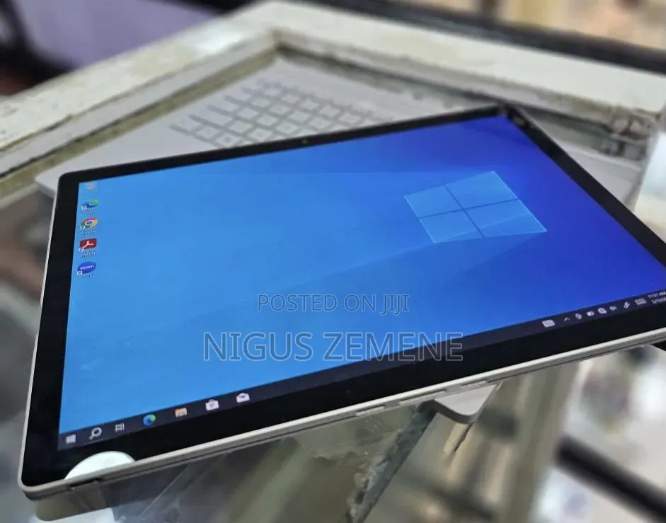 New Laptop Microsoft Surface Book 3 16GB Intel Core i7 SSD 256GB