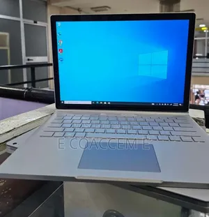 New Laptop Microsoft Surface 16GB Intel Core i7 SSD 256GB