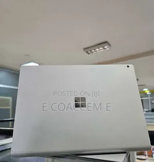 New Laptop Microsoft Surface 16GB Intel Core i7 SSD 256GB