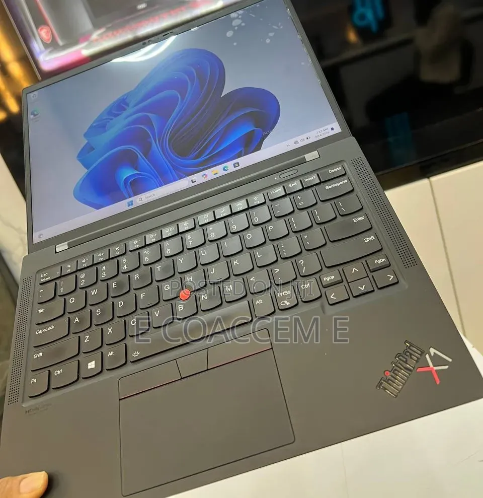 New Laptop Lenovo 16GB Intel Core i7 SSD 512GB