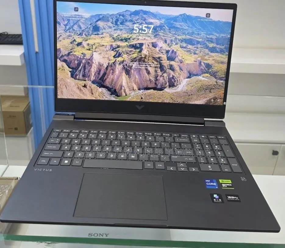 New Laptop HP Victus 16 16GB Intel Core i7 SSD 1T