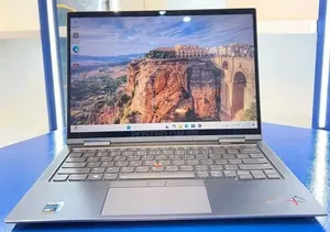 New Laptop Lenovo ThinkPad X1 Yoga 16GB Intel Core i7 SSD 512GB