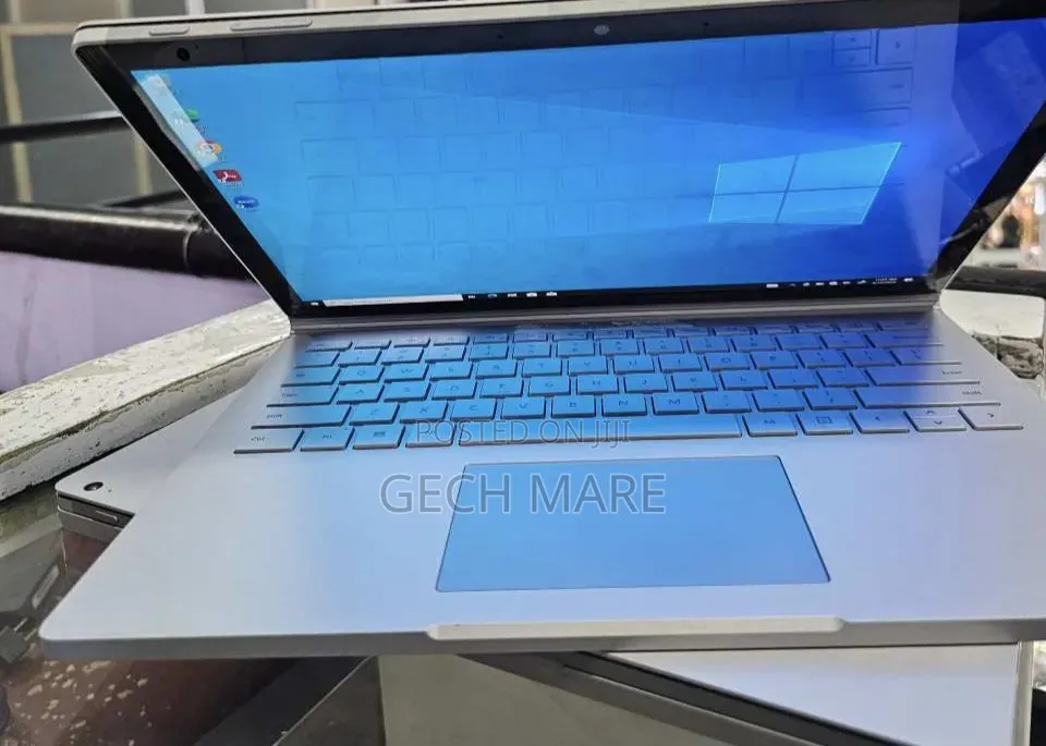 New Laptop Microsoft Surface Laptop 3 16GB Intel Core i7 SSD 256GB
