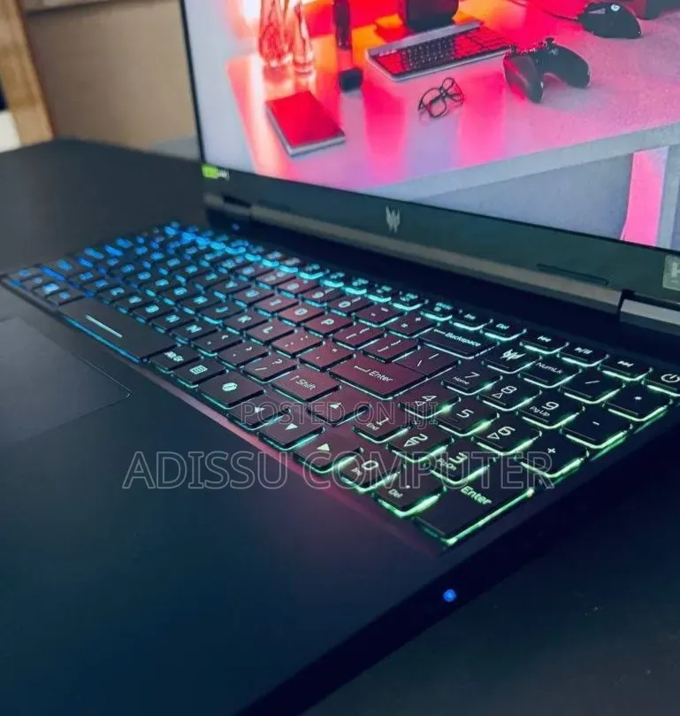 New Laptop Acer Predator Helios Neo 16 16GB Intel Core i9 SSD 1T