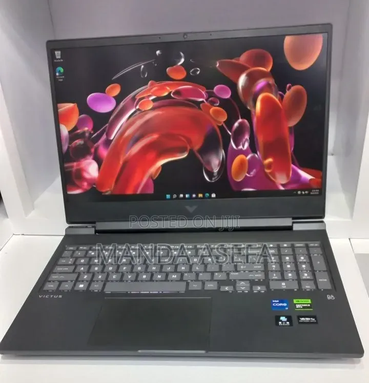 New Laptop HP Victus 16 16GB Intel Core i7 SSD 1T