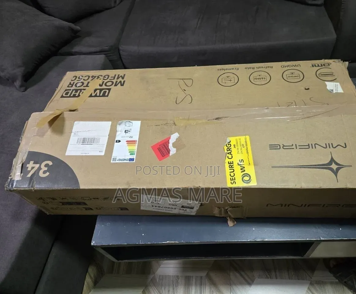 Minfire Gaming Monitor Curved ()
 Brand New 
 7