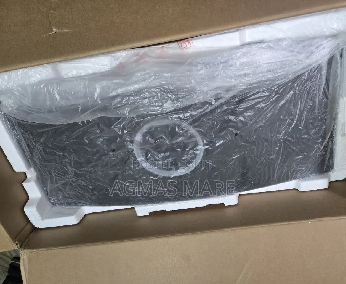 Minfire Gaming Monitor Curved ()
 Brand New 
 7