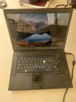 Laptop Dell Latitude E5500 2GB Intel Core i3 eMMC 32GB