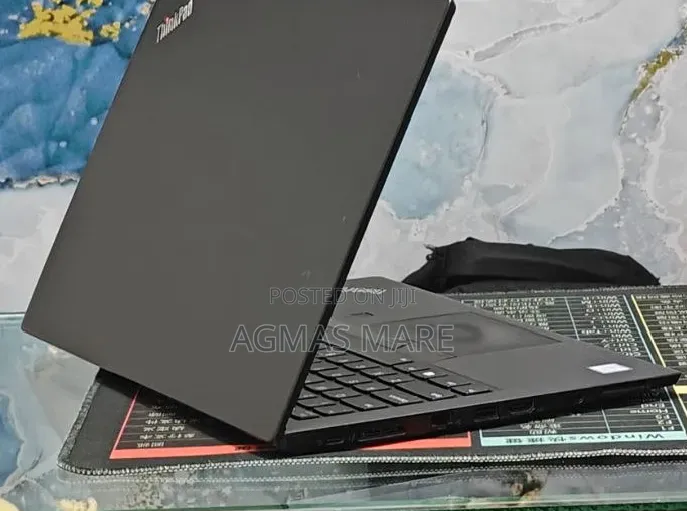 New Laptop Lenovo ThinkPad T480s 8GB Intel Core i7 SSD 256GB
