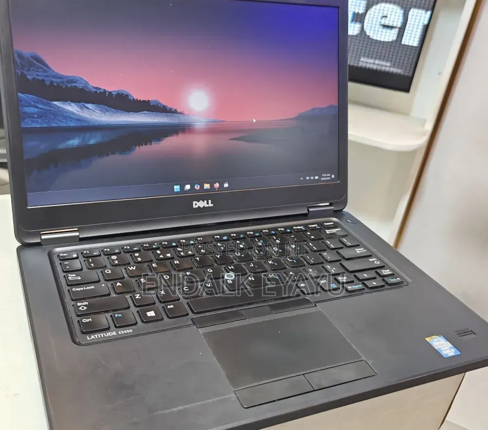 New Laptop Dell Latitude 14 8GB Intel Core i5 HDD 500GB