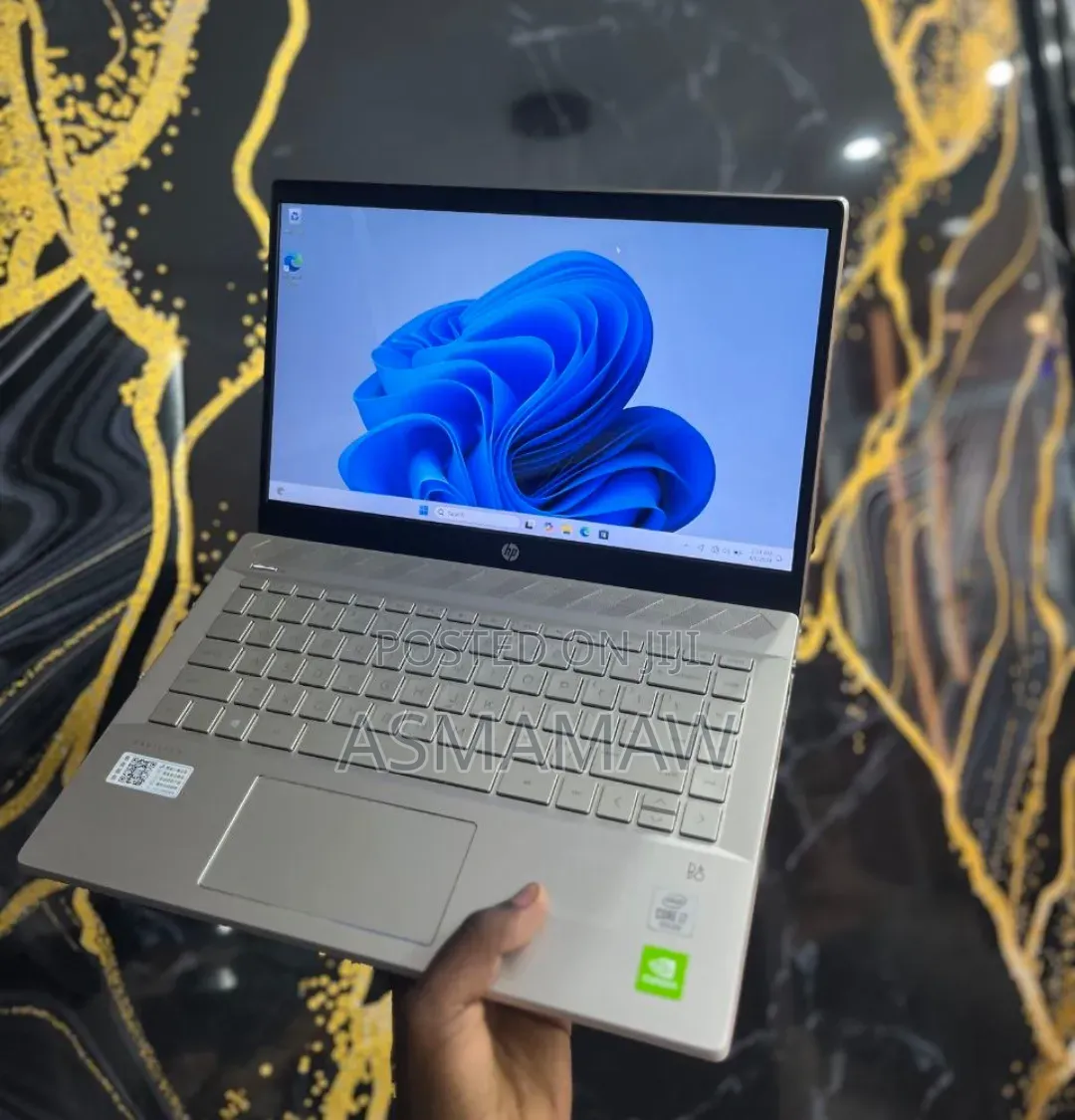 New Laptop HP Pavilion 14 16GB Intel Core i7 SSD 1T