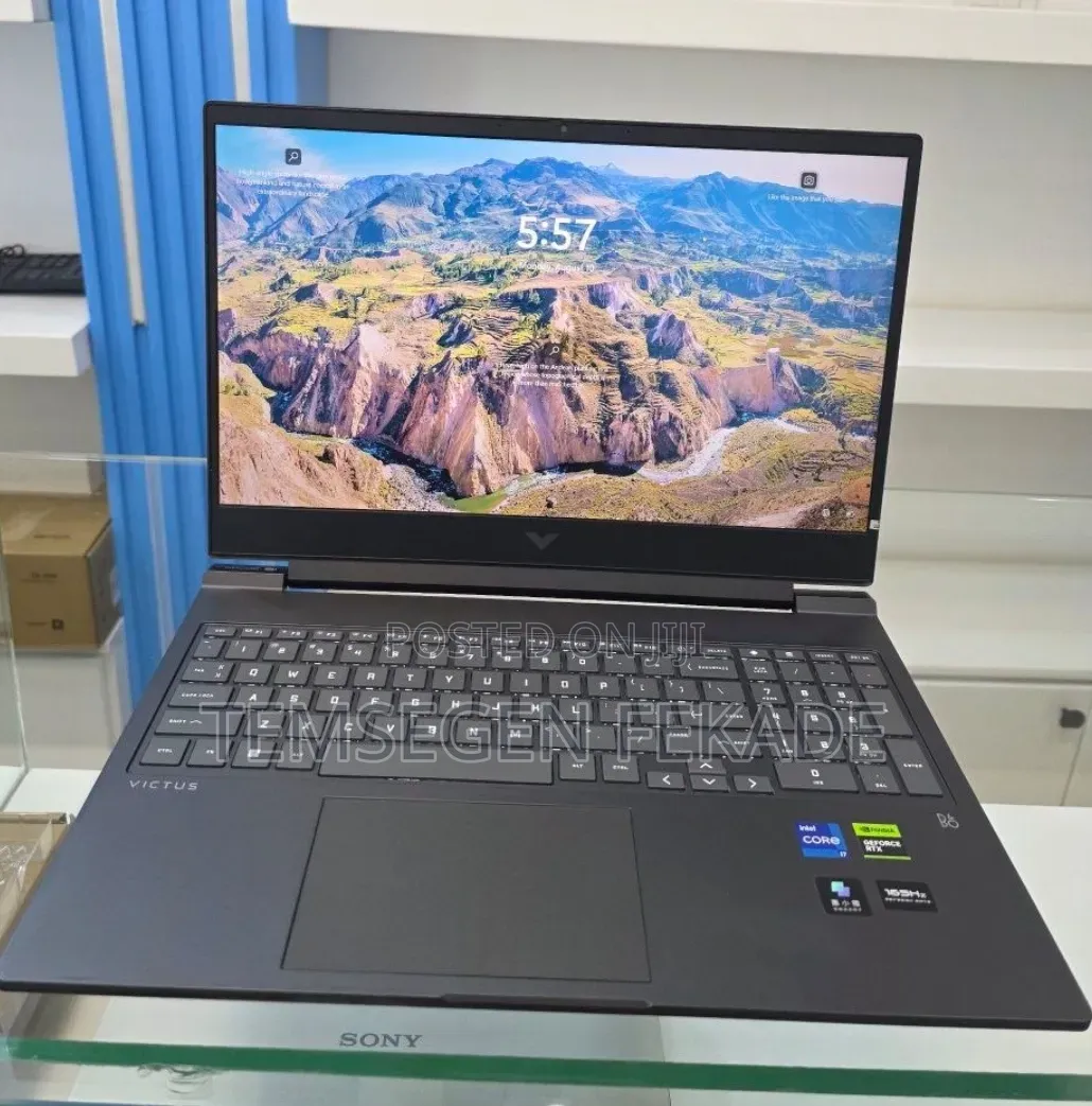 New Laptop HP Victus 16 16GB Intel Core i7 SSD 1T