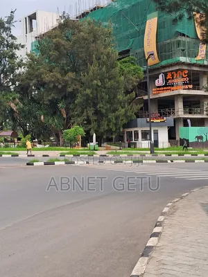 2bdrm Apartment in Jenboro Realestate, Lideta for sale