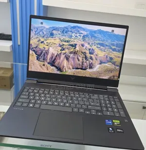 New Laptop HP Victus 16 16GB Intel Core i7 SSD 1T