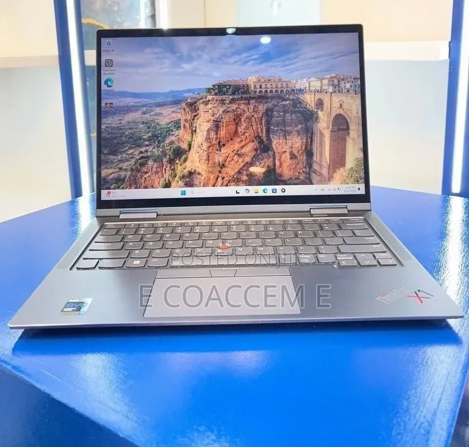 New Laptop Lenovo 16GB Intel Core i7 SSD 512GB