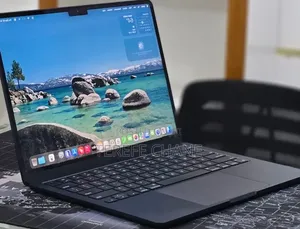 New Laptop Apple MacBook Air 2022 M2 16GB Apple M2 SSD 256GB