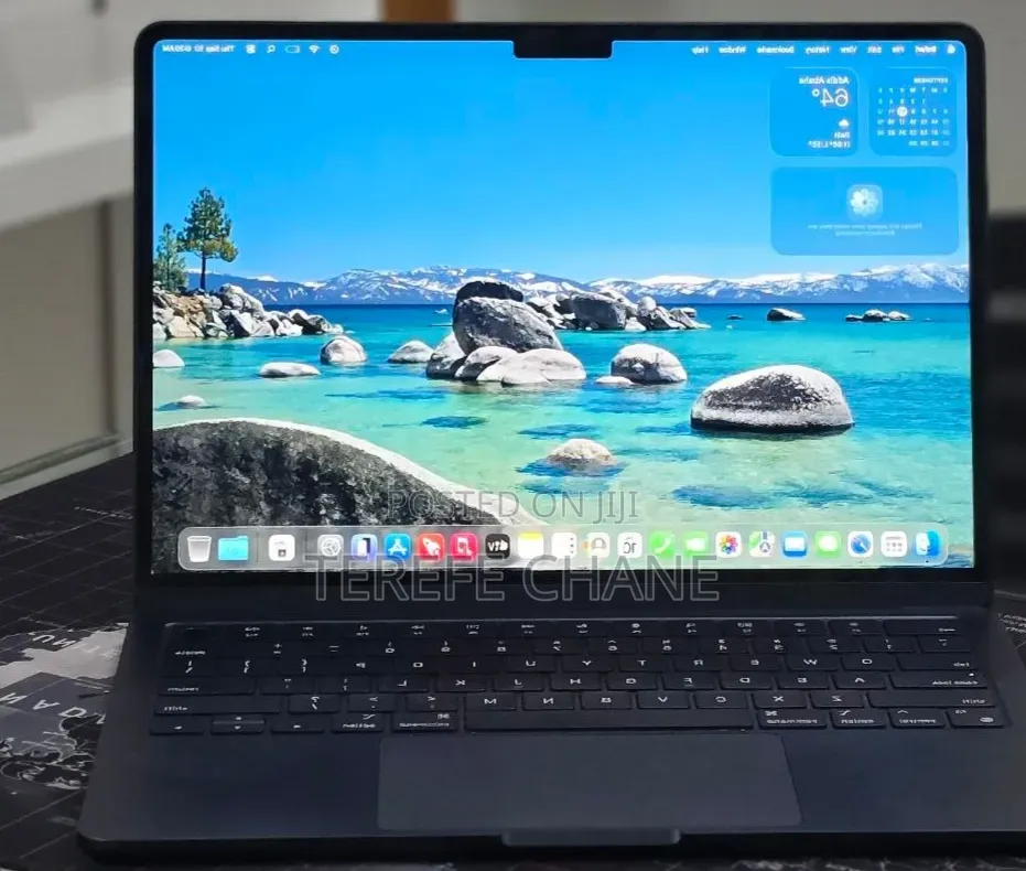 New Laptop Apple MacBook Air 2022 M2 16GB Apple M2 SSD 256GB