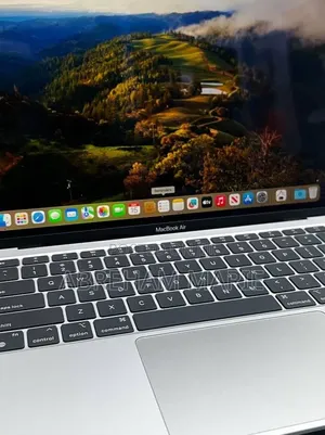 New Laptop Apple MacBook Air 2020 M1 16GB Apple M1 SSD 512GB
