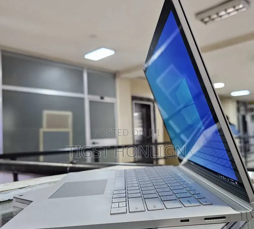 Laptop Microsoft Surface Book 3 16GB Intel Core i7 SSD 256GB