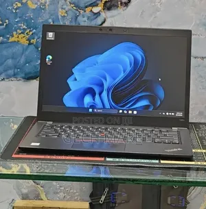 New Laptop Lenovo ThinkPad T480s 8GB Intel Core i7 SSD 256GB