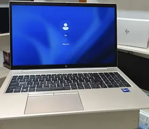 New Laptop HP EliteBook 840 G8 16GB Intel Core i5 SSD 512GB