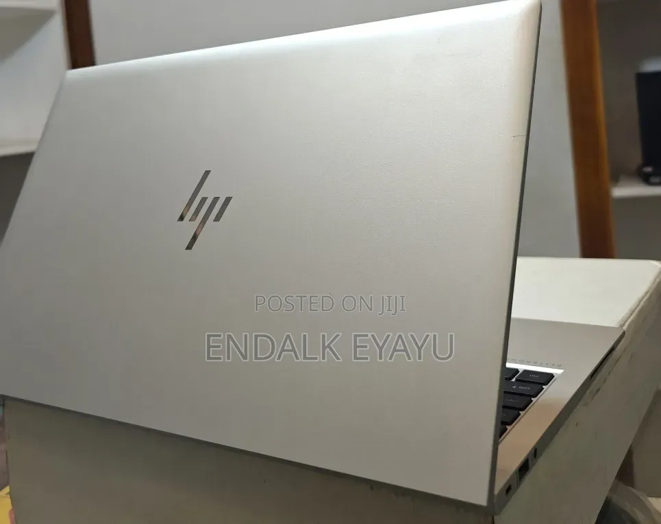 New Laptop HP EliteBook 840 G8 16GB Intel Core i5 SSD 512GB