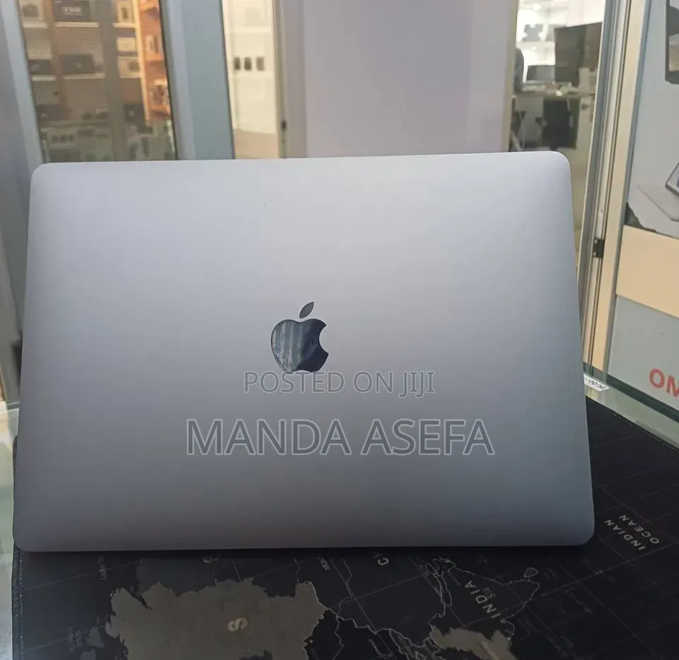 New Laptop Apple MacBook Air 2020 M1 8GB Apple M1 SSD 256GB