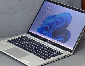 New Laptop HP EliteBook 830 G8 8GB Intel Core i5 SSD 512GB