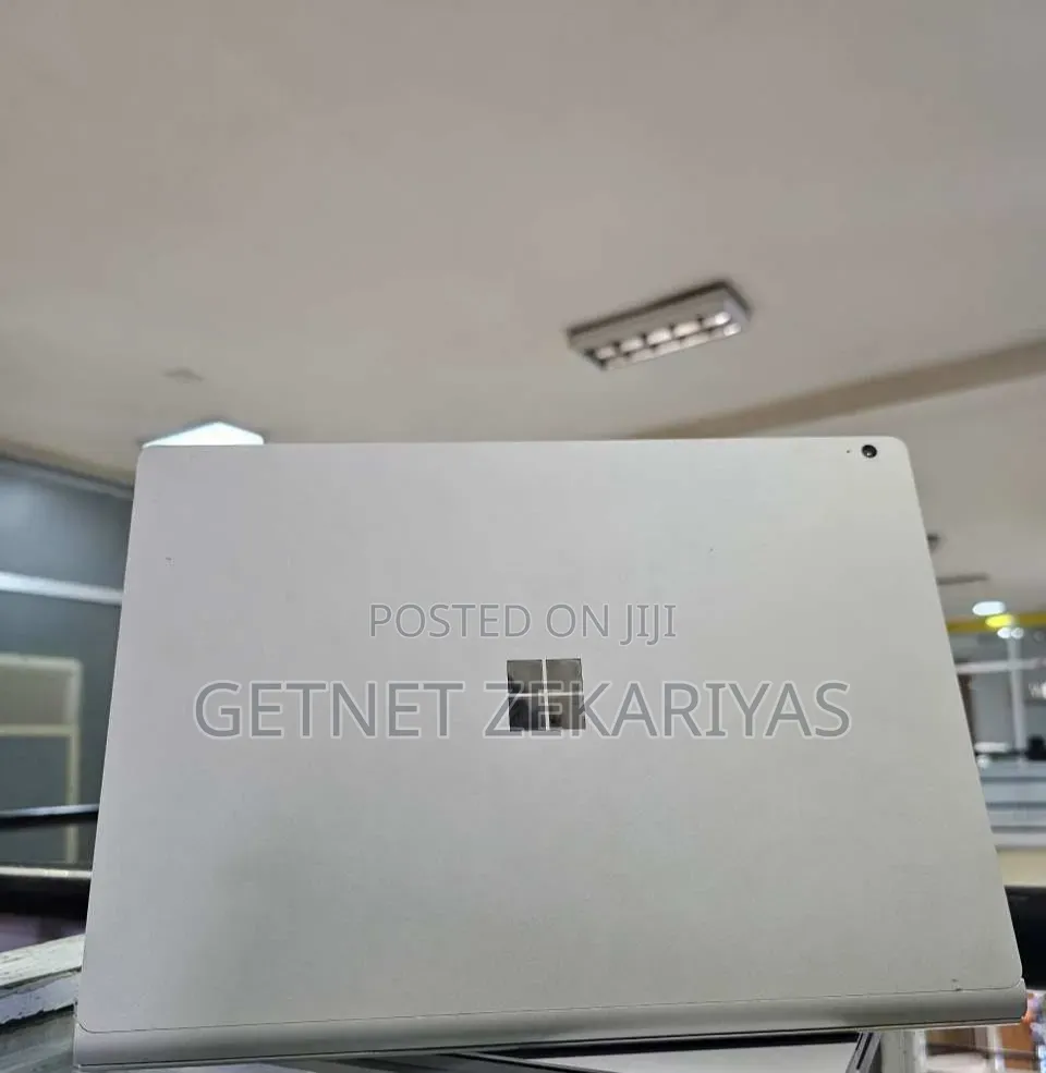 New Laptop Microsoft Surface Book 3 16GB Intel Core i7 SSD 256GB