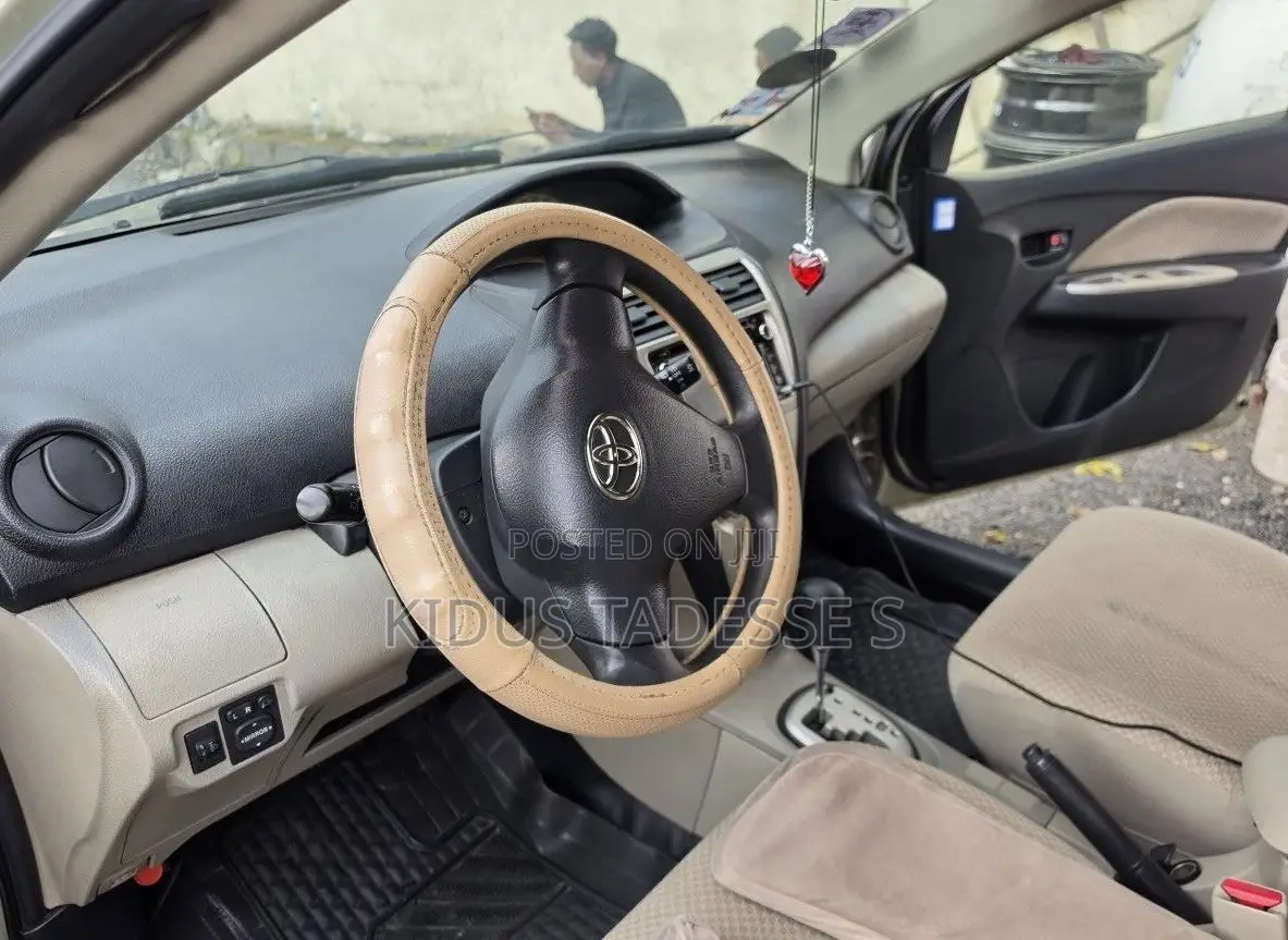 Toyota Yaris Sedan Automatic 2007 Black
