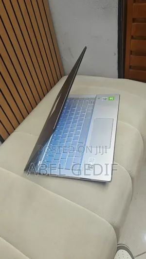 New Laptop HP Pavilion 14 16GB Intel Core i7 SSD 512GB