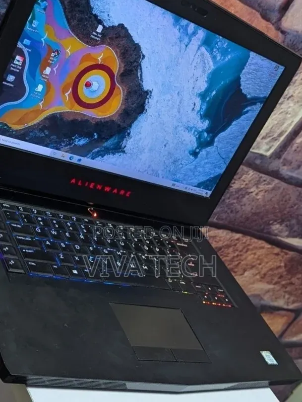 New Laptop Alienware M15 r3 16GB Intel Core i7 SSD 512GB