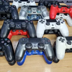 ኦሪጅናል የPS4 ኮንትሮለር (Joystick) - በካርቶን