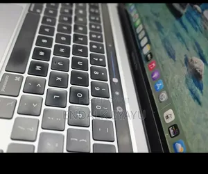 New Laptop Apple MacBook Pro 2021 M1 16GB Apple M1 Pro SSD 1T